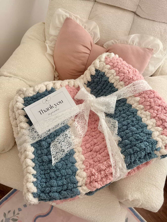 Bordered Solid or Striped Hand Knit Chunky Blanket